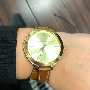 Micheal kors brown leather watch